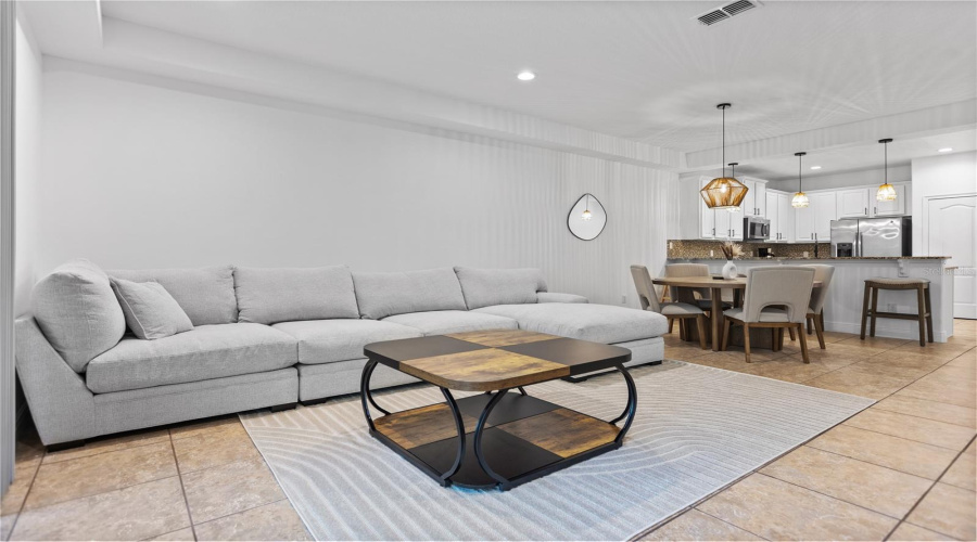 Davenport, Florida 33896, 3 Bedroom Bedrooms, ,2 Bathroombathrooms,Residential,For Sale,Roseville,0,Mfrs5159657