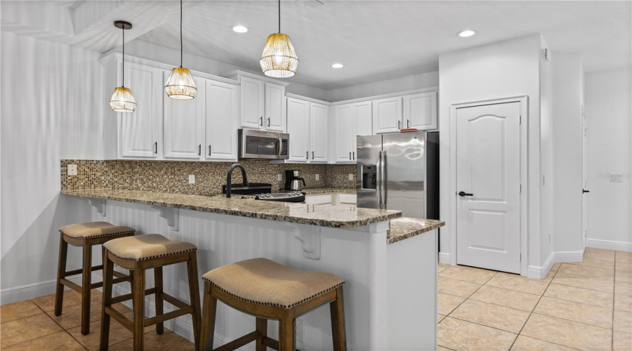 Davenport, Florida 33896, 3 Bedroom Bedrooms, ,2 Bathroombathrooms,Residential,For Sale,Roseville,0,Mfrs5159657