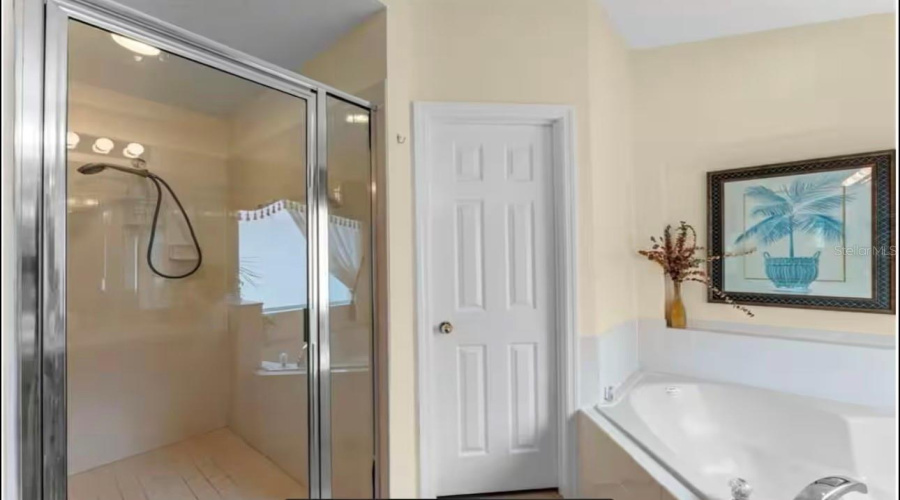 Davenport, Florida 33897, 4 Bedroom Bedrooms, ,3 Bathroombathrooms,Residential,For Sale,Solana,0,Mfrs5159815