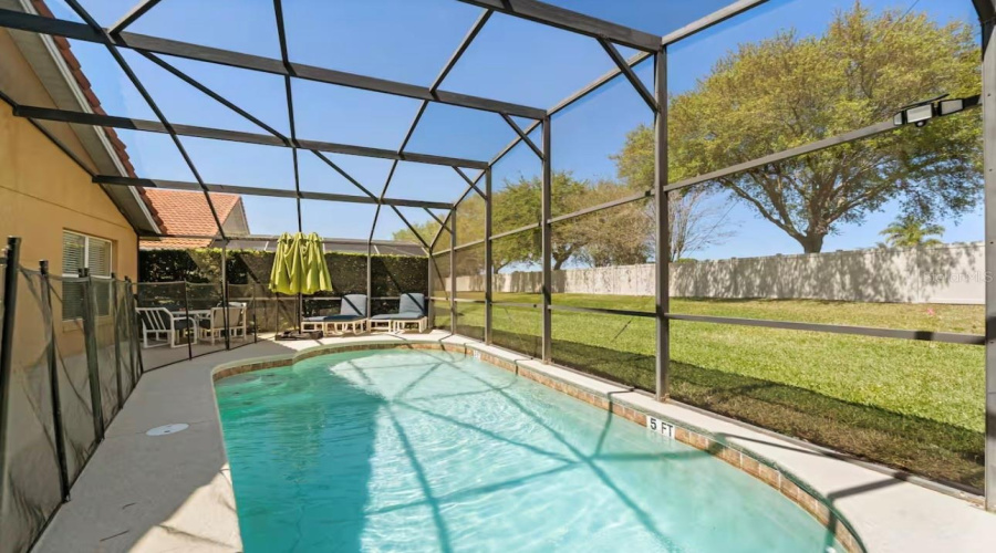 Davenport, Florida 33897, 4 Bedroom Bedrooms, ,3 Bathroombathrooms,Residential,For Sale,Solana,0,Mfrs5159815