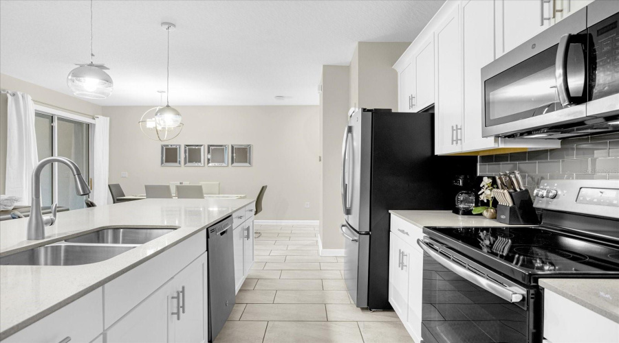 Kissimmee, Florida 34746, 4 Bedroom Bedrooms, ,3 Bathroombathrooms,Residential,For Sale,Dedication,0,Mfro6451195