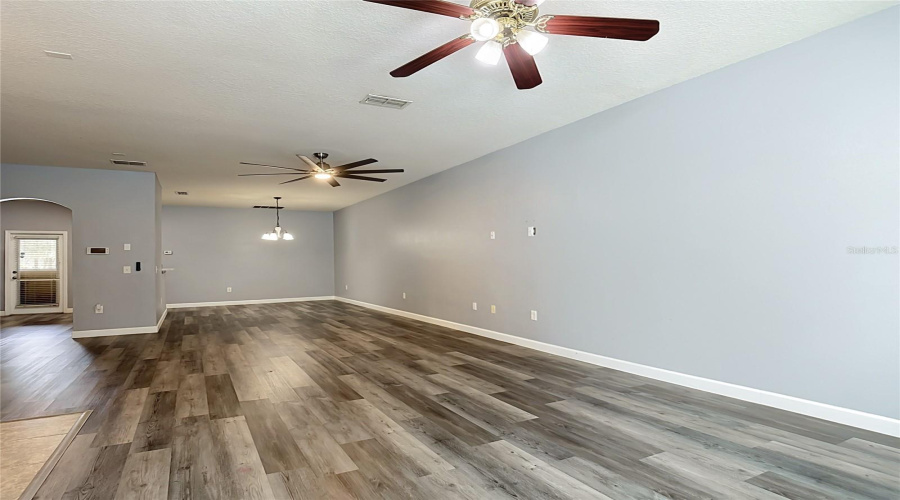Kissimmee, Florida 34746, 2 Bedroom Bedrooms, ,2 Bathroombathrooms,Residential,For Sale,Grasmere View,0,Mfro6429019