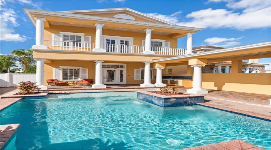 Kissimmee, Florida 34747, 5 Bedroom Bedrooms, ,4 Bathroombathrooms,Residential,For Sale,Excitement,0,Mfro6451007