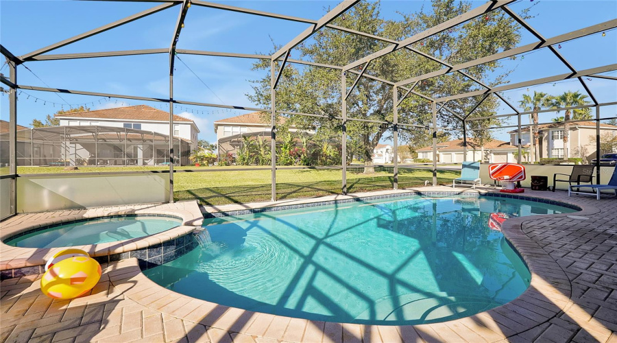 Kissimmee, Florida 34747, 6 Bedroom Bedrooms, ,4 Bathroombathrooms,Residential,For Sale,Bowring,0,Mfro6451359