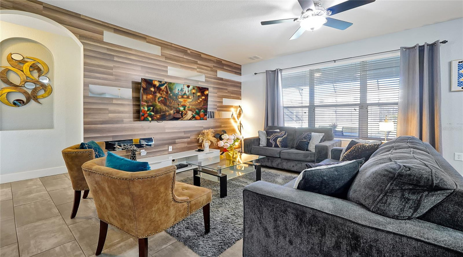 Kissimmee, Florida 34747, 6 Bedroom Bedrooms, ,4 Bathroombathrooms,Residential,For Sale,Bowring,0,Mfro6451359