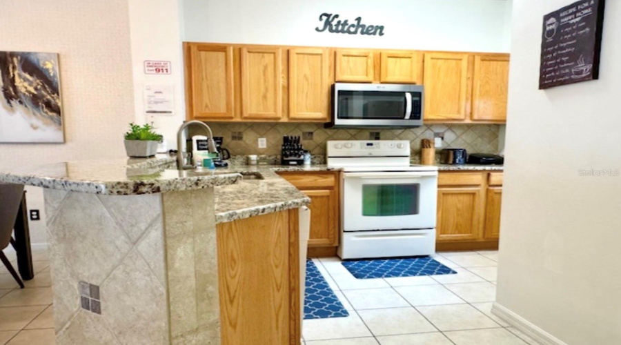 Kissimmee, Florida 34747, 3 Bedroom Bedrooms, ,2 Bathroombathrooms,Residential,For Sale,Yellow Lantana,0,Mfro6451460