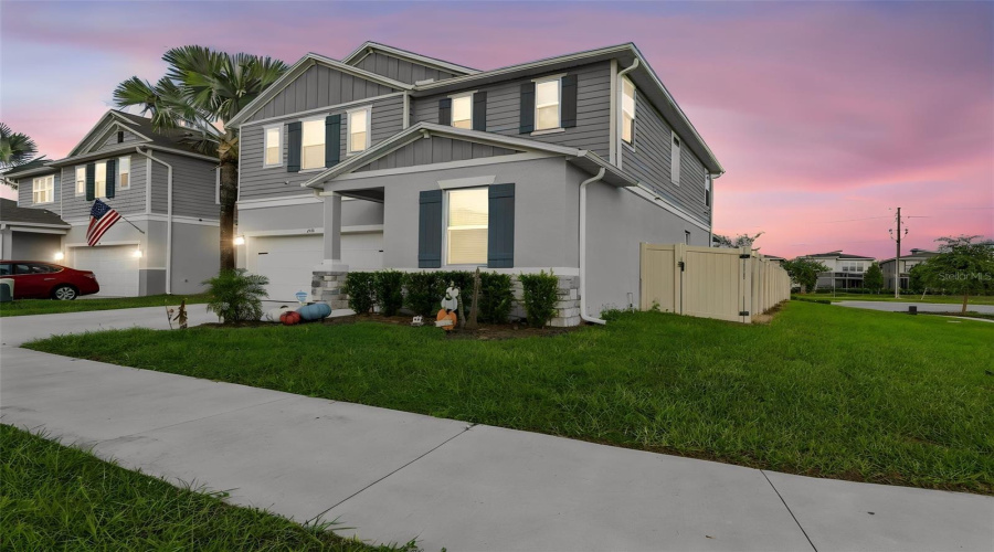 Davenport, Florida 33896, 5 Bedroom Bedrooms, ,2 Bathroombathrooms,Residential,For Sale,Overpool,0,Mfrs5159285