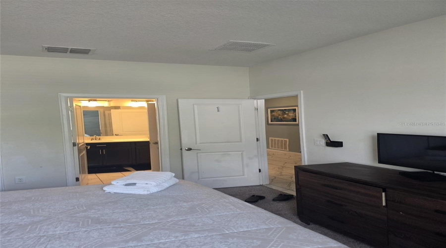 Davenport, Florida 33896, 8 Bedroom Bedrooms, ,5 Bathroombathrooms,Residential,For Sale,Plunker Drive,0,Mfro6451410