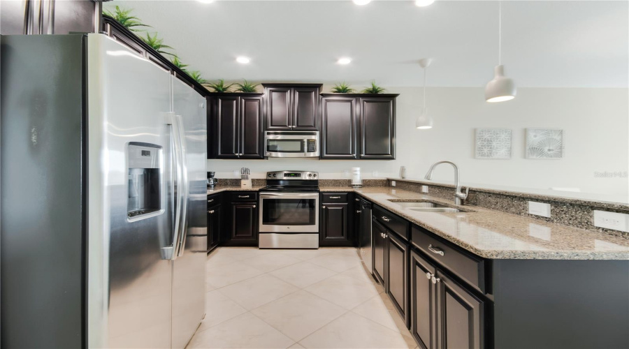 Davenport, Florida 33896, 3 Bedroom Bedrooms, ,2 Bathroombathrooms,Residential,For Sale,Azalea Sands,0,Mfrs5159902