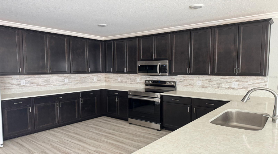 Davenport, Florida 33837, 4 Bedroom Bedrooms, ,3 Bathroombathrooms,Residential,For Sale,Cascade,0,Mfrs5159673