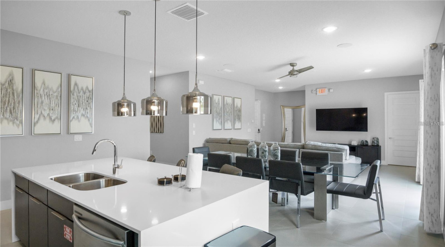 Kissimmee, Florida 34747, 3 Bedroom Bedrooms, ,2 Bathroombathrooms,Residential,For Sale,Sandy Ridge,0,Mfrg5119265