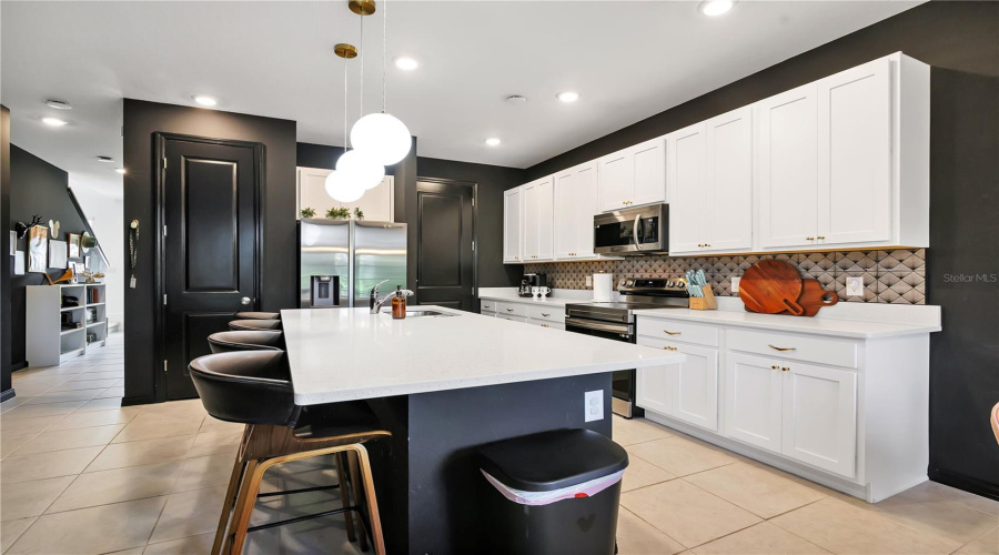 Davenport, Florida 33896, 3 Bedroom Bedrooms, ,2 Bathroombathrooms,Residential,For Sale,Longboat,0,Mfrl4965905