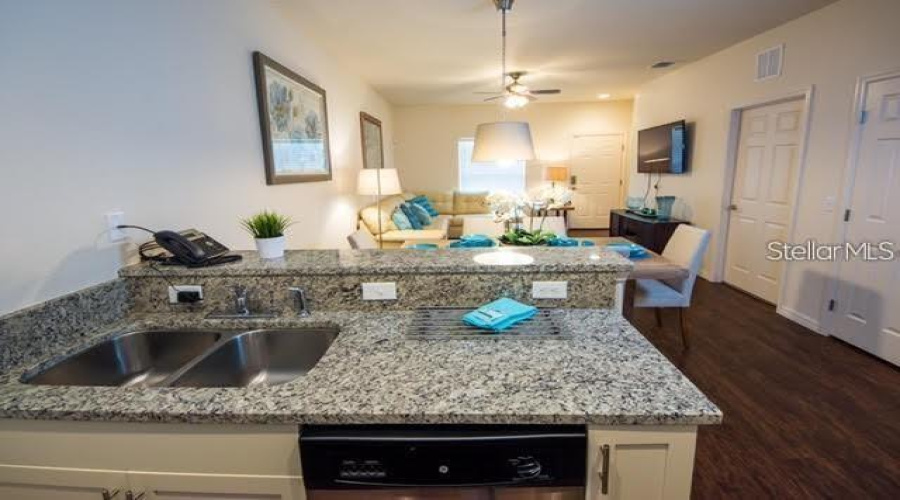 Kissimmee, Florida 34746, 3 Bedroom Bedrooms, ,2 Bathroombathrooms,Residential,For Sale,Edenshire,0,Mfro6446976