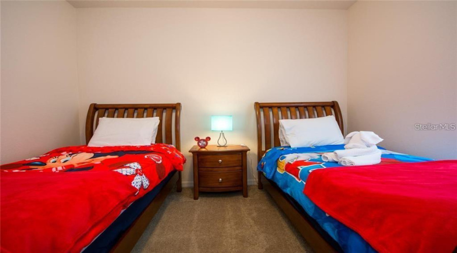 Kissimmee, Florida 34746, 3 Bedroom Bedrooms, ,2 Bathroombathrooms,Residential,For Sale,Edenshire,0,Mfro6446976