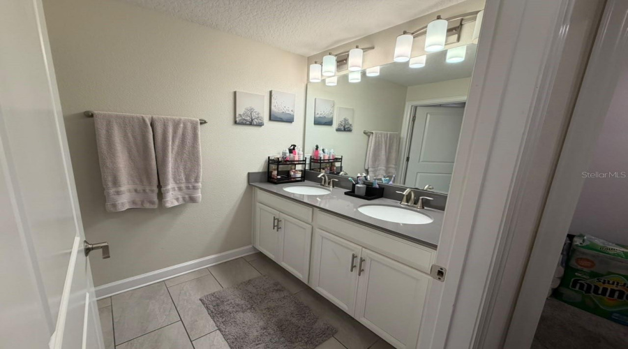 Kissimmee, Florida 34746, 4 Bedroom Bedrooms, ,3 Bathroombathrooms,Residential,For Sale,Dedication,0,Mfro6451267