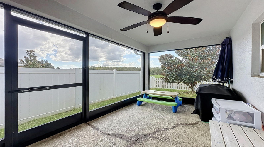 Davenport, Florida 33897, 4 Bedroom Bedrooms, ,2 Bathroombathrooms,Residential,For Sale,Papaya Cir,0,Mfrs5159701