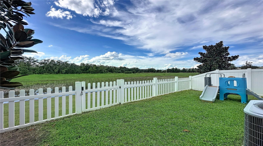 Davenport, Florida 33897, 4 Bedroom Bedrooms, ,2 Bathroombathrooms,Residential,For Sale,Papaya Cir,0,Mfrs5159701