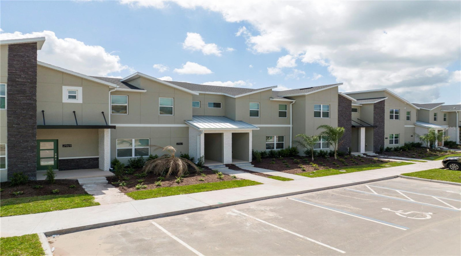 Kissimmee, Florida 34746, 4 Bedroom Bedrooms, ,3 Bathroombathrooms,Residential,For Sale,Penelope,0,Mfrs5142974