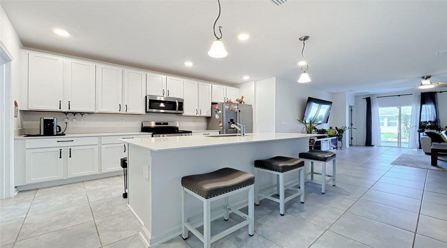 Kissimmee, Florida 34746, 5 Bedroom Bedrooms, ,2 Bathroombathrooms,Residential,For Sale,Twisted Twig,0,Mfrs5159982