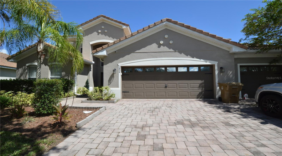 Kissimmee, Florida 34746, 5 Bedroom Bedrooms, ,4 Bathroombathrooms,Residential,For Sale,Shoreside,0,Mfrs5157578
