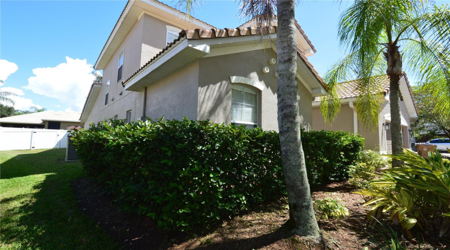 Kissimmee, Florida 34746, 5 Bedroom Bedrooms, ,4 Bathroombathrooms,Residential,For Sale,Shoreside,0,Mfrs5157578