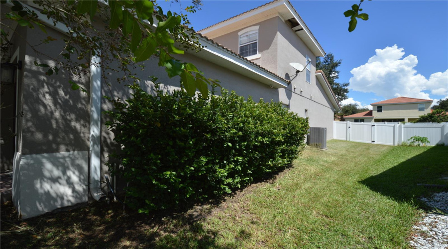 Kissimmee, Florida 34746, 5 Bedroom Bedrooms, ,4 Bathroombathrooms,Residential,For Sale,Shoreside,0,Mfrs5157578