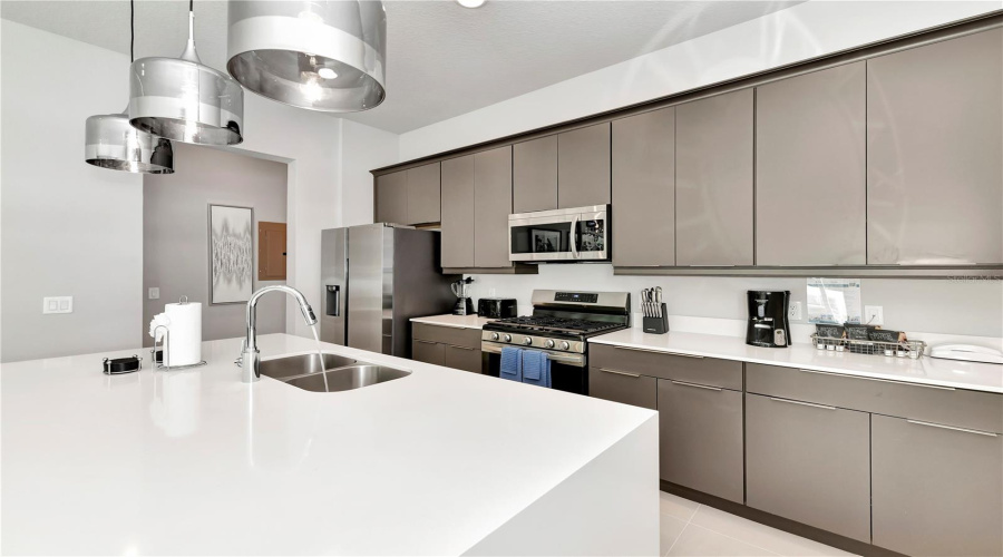 Reunion, Florida 34747, 3 Bedroom Bedrooms, ,3 Bathroombathrooms,Residential,For Sale,Sandy Ridge,0,Mfro6450612