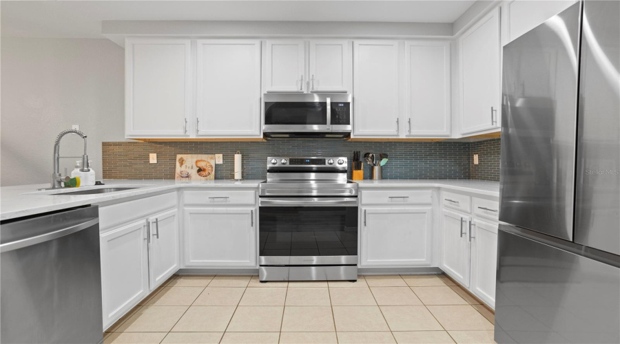 Kissimmee, Florida 34747, 3 Bedroom Bedrooms, ,2 Bathroombathrooms,Residential,For Sale,Pirates Retreat,0,Mfro6272109