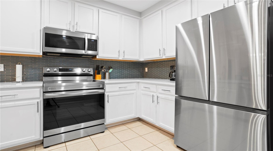 Kissimmee, Florida 34747, 3 Bedroom Bedrooms, ,2 Bathroombathrooms,Residential,For Sale,Pirates Retreat,0,Mfro6272109