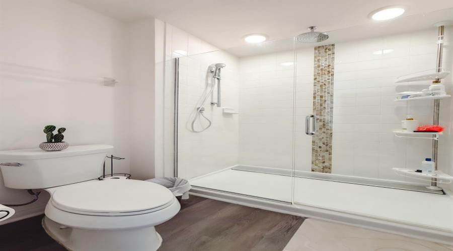 Kissimmee, Florida 34746, 4 Bedroom Bedrooms, ,3 Bathroombathrooms,Residential,For Sale,Royal Point,0,Mfro6442495