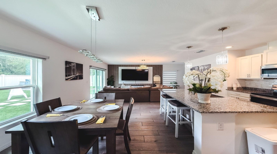 Kissimmee, Florida 34746, 4 Bedroom Bedrooms, ,3 Bathroombathrooms,Residential,For Sale,Royal Point,0,Mfro6442495