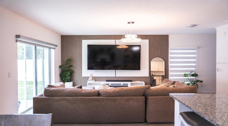Kissimmee, Florida 34746, 4 Bedroom Bedrooms, ,3 Bathroombathrooms,Residential,For Sale,Royal Point,0,Mfro6442495