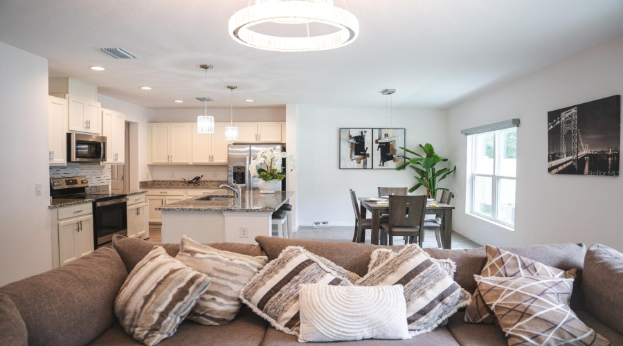 Kissimmee, Florida 34746, 4 Bedroom Bedrooms, ,3 Bathroombathrooms,Residential,For Sale,Royal Point,0,Mfro6442495