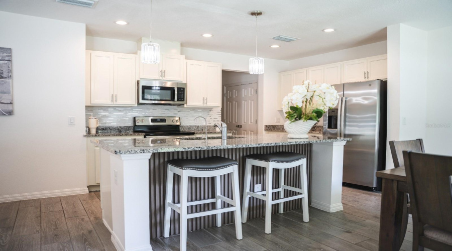 Kissimmee, Florida 34746, 4 Bedroom Bedrooms, ,3 Bathroombathrooms,Residential,For Sale,Royal Point,0,Mfro6442495