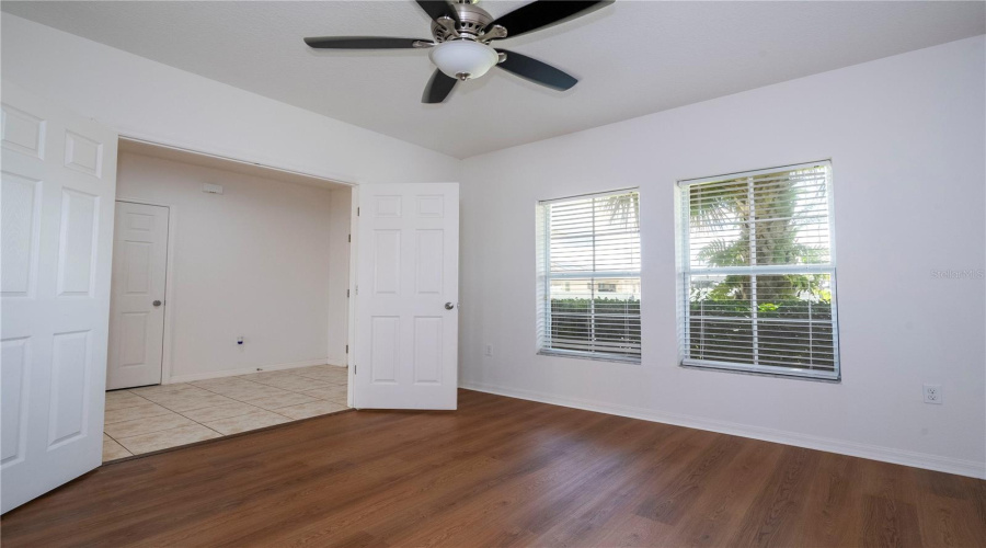 Kissimmee, Florida 34746, 4 Bedroom Bedrooms, ,2 Bathroombathrooms,Residential,For Sale,Light Port Way,0,Mfro6425281