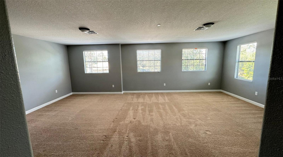 Davenport, Florida 33896, 4 Bedroom Bedrooms, ,4 Bathroombathrooms,Residential,For Sale,Deuce,0,Mfro6450492