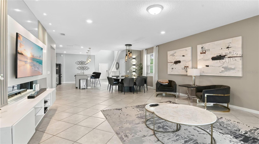 Davenport, Florida 33837, 6 Bedroom Bedrooms, ,4 Bathroombathrooms,Residential,For Sale,Oakmoss,0,Mfro6450882