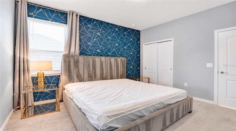 Davenport, Florida 33837, 6 Bedroom Bedrooms, ,4 Bathroombathrooms,Residential,For Sale,Oakmoss,0,Mfro6450882