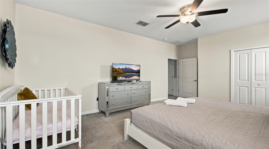 Davenport, Florida 33896, 8 Bedroom Bedrooms, ,5 Bathroombathrooms,Residential,For Sale,Pebble Beach,0,Mfrs5160003