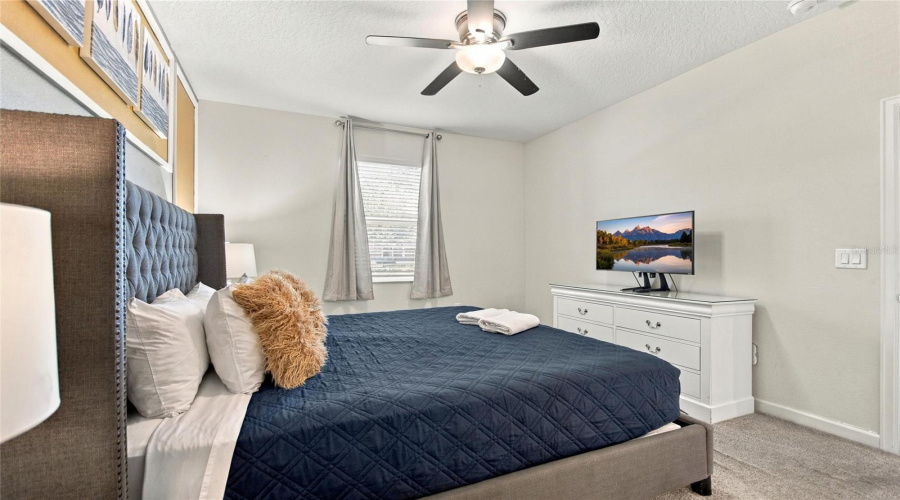 Davenport, Florida 33896, 8 Bedroom Bedrooms, ,5 Bathroombathrooms,Residential,For Sale,Pebble Beach,0,Mfrs5160003
