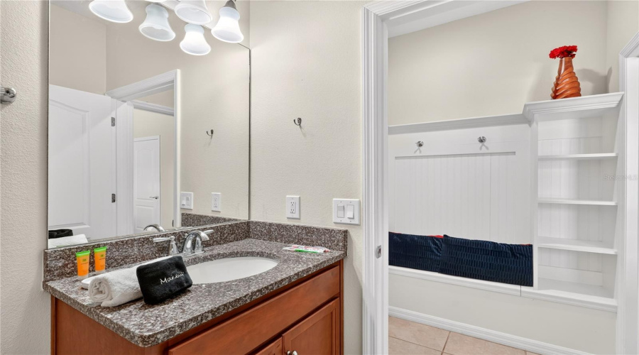 Kissimmee, Florida 34747, 4 Bedroom Bedrooms, ,3 Bathroombathrooms,Residential,For Sale,Geneve Ct,0,Mfro6448106