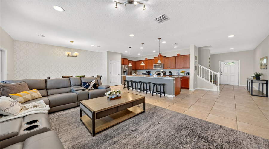 Kissimmee, Florida 34747, 4 Bedroom Bedrooms, ,3 Bathroombathrooms,Residential,For Sale,Geneve Ct,0,Mfro6448106