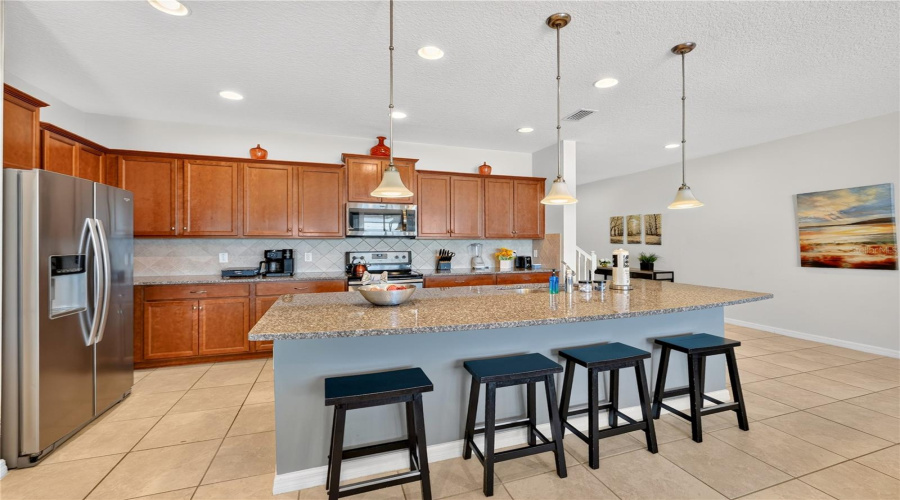Kissimmee, Florida 34747, 4 Bedroom Bedrooms, ,3 Bathroombathrooms,Residential,For Sale,Geneve Ct,0,Mfro6448106