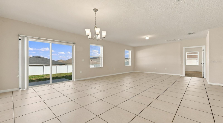 Davenport, Florida 33896, 4 Bedroom Bedrooms, ,2 Bathroombathrooms,Residential,For Sale,Aberdeen,0,Mfro6452094
