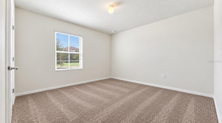 Davenport, Florida 33896, 4 Bedroom Bedrooms, ,2 Bathroombathrooms,Residential,For Sale,Aberdeen,0,Mfro6452094