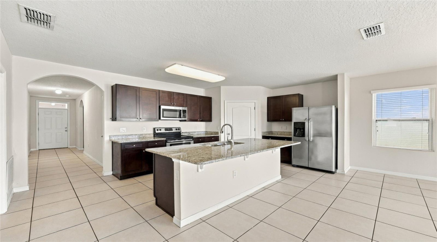 Davenport, Florida 33896, 4 Bedroom Bedrooms, ,2 Bathroombathrooms,Residential,For Sale,Aberdeen,0,Mfro6452094