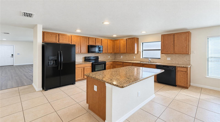 Davenport, Florida 33837, 3 Bedroom Bedrooms, ,2 Bathroombathrooms,Residential,For Sale,Savannah Preserve,0,Mfro6451606