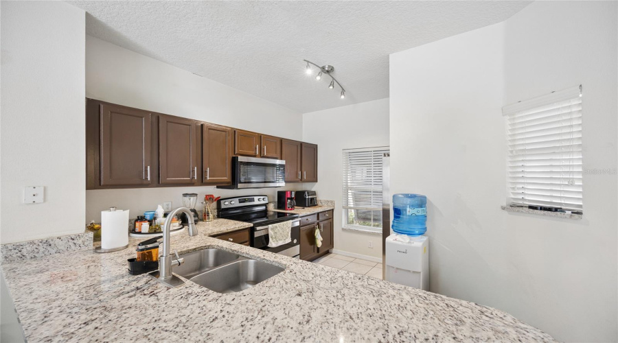 Kissimmee, Florida 34746, 3 Bedroom Bedrooms, ,2 Bathroombathrooms,Residential,For Sale,Alberto,0,Mfrs5159970