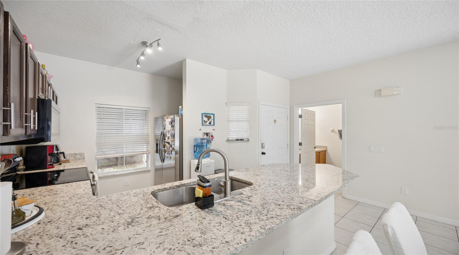 Kissimmee, Florida 34746, 3 Bedroom Bedrooms, ,2 Bathroombathrooms,Residential,For Sale,Alberto,0,Mfrs5159970