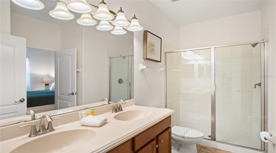 Davenport, Florida 33896, 7 Bedroom Bedrooms, ,5 Bathroombathrooms,Residential,For Sale,Moon Valley,0,Mfro6450942